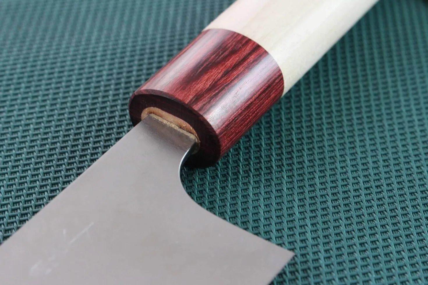 Couteau de chef japonais artisanal Masakage Kiri 27cm damas 49 couches