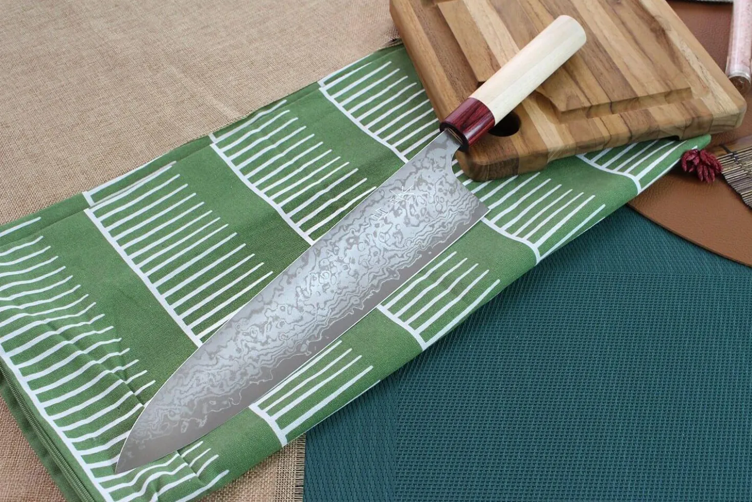 Couteau de chef japonais artisanal Masakage Kiri 27cm damas 49 couches