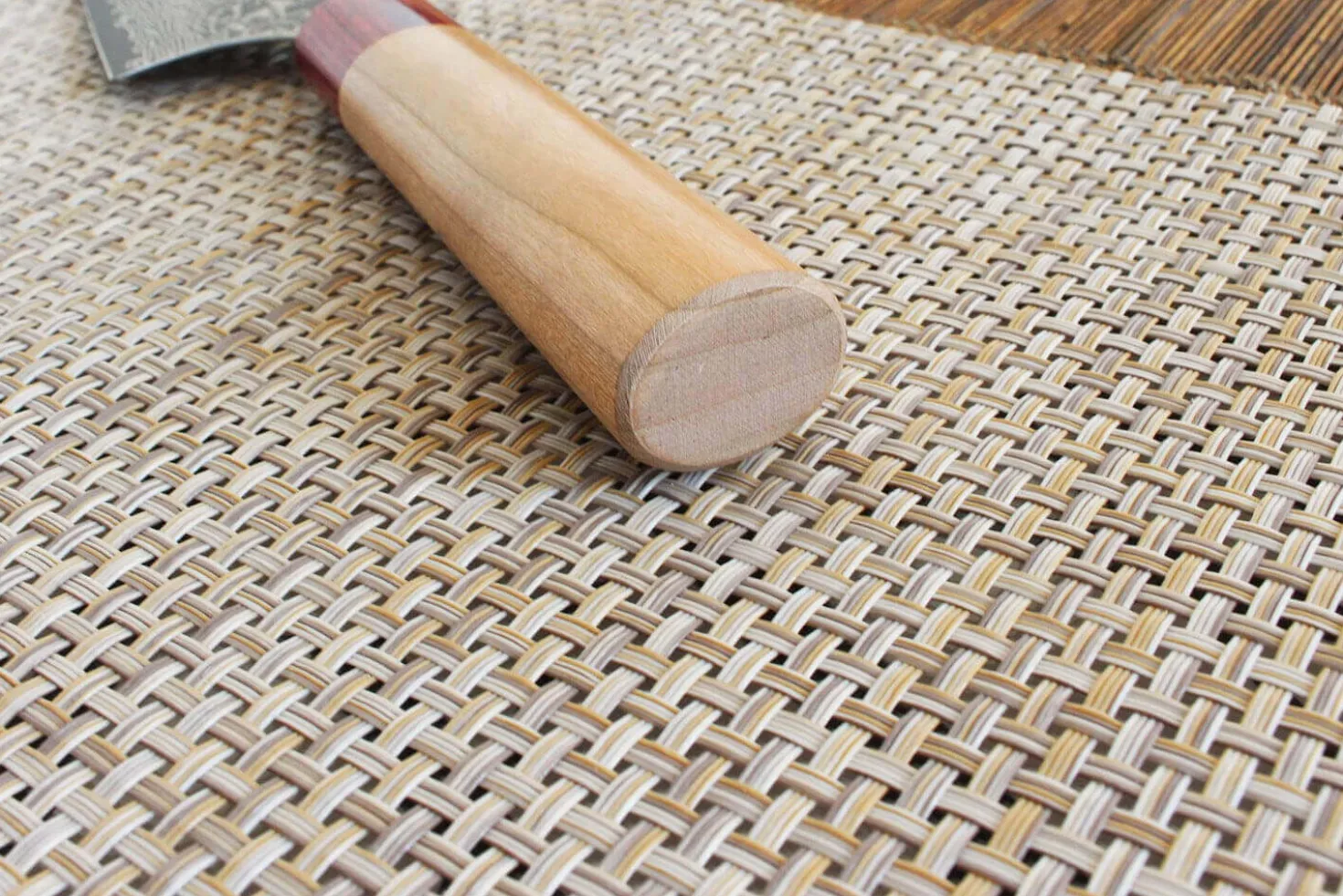Couteau de chef japonais artisanal Yoshimi Kato 21cm VG10 Nickel Damascus cerisier