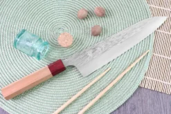 Couteau de chef japonais artisanal Yu Kurosaki Sasame acier cobalt 21cm
