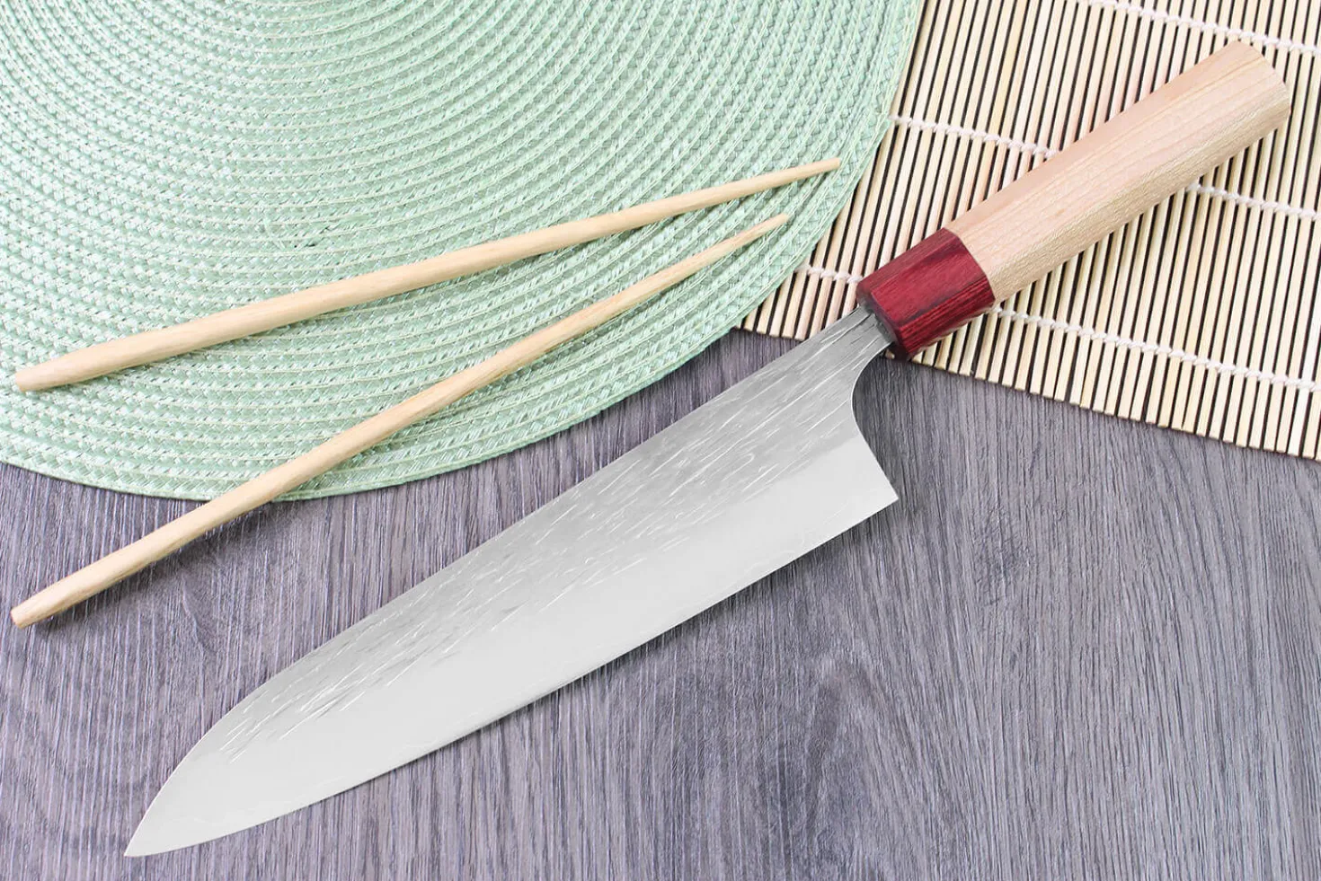 Couteau de chef japonais artisanal Yu Kurosaki Sasame acier cobalt 21cm