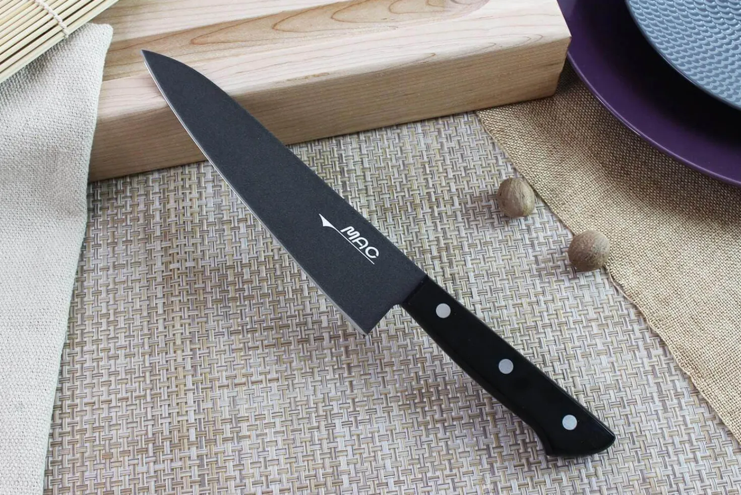 Couteau de chef japonais MAC Black 18cm