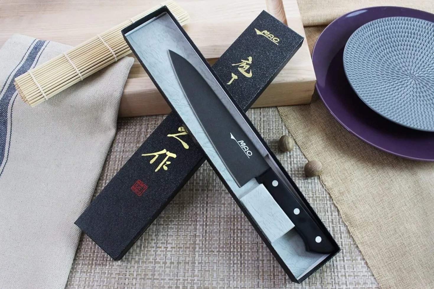 Couteau de chef japonais MAC Black 18cm