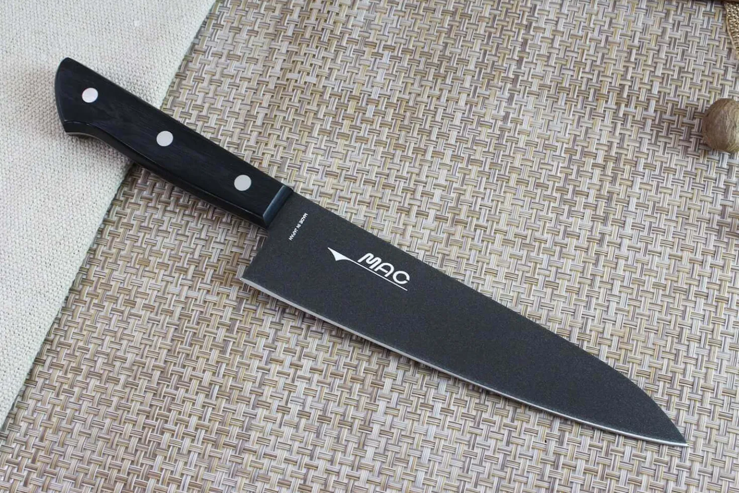 Couteau de chef japonais MAC Black 18cm