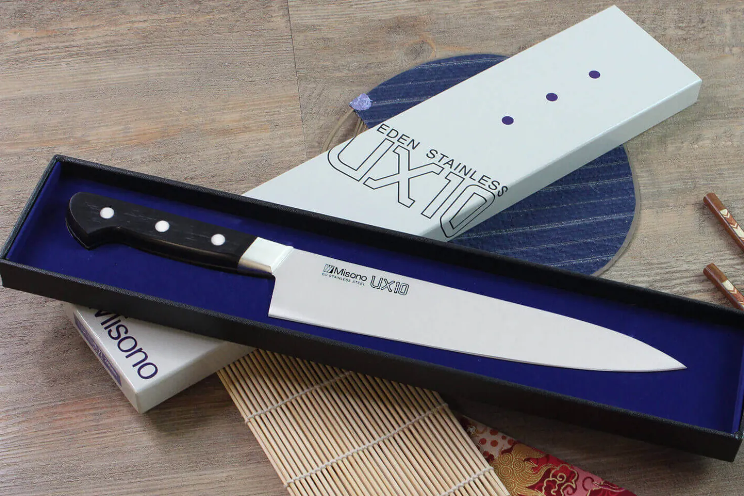 Couteau de chef japonais Misono UX10 24cm