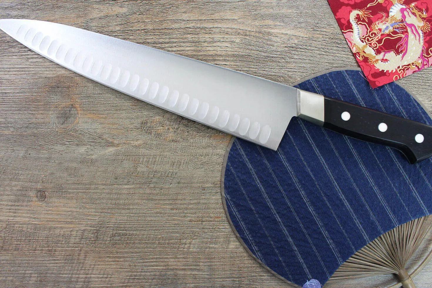 Couteau de chef japonais Misono UX10 alvéolé 30cm
