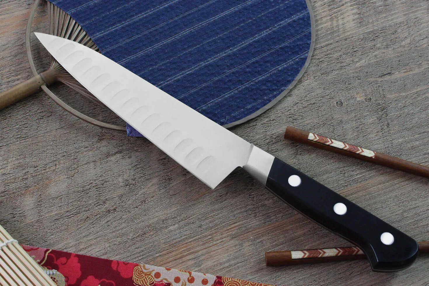 Couteau de chef japonais Misono UX10 alvéolé 18cm