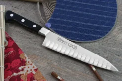 Couteau de chef japonais Misono UX10 alvéolé 18cm