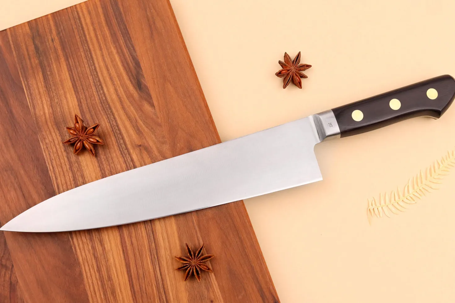 Couteau de chef japonais Misono SW