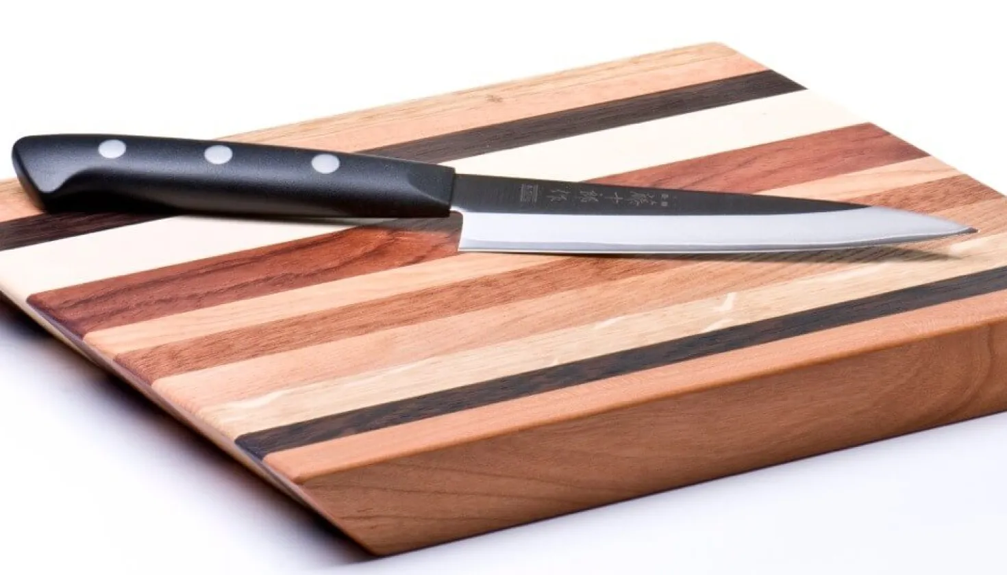 Couteau de chef japonais Tojiro DP Eco lame 18cm manche riveté