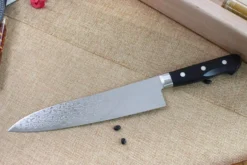 Couteau de chef japonais Tsunehisa VG10 Damascus 45 couches 21cm