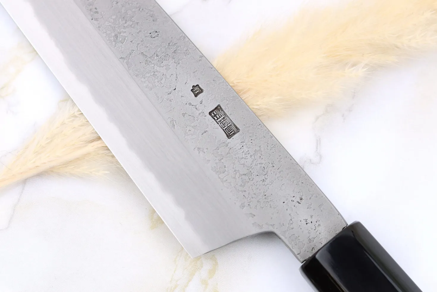 Couteau de chef kiritsuke 21cm japonais artisanal Sakai Kikumori Kikuzuki Rin