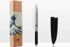 Couteau de chef Kotai lame martelée 20cm manche pakkawood avec fourreau
