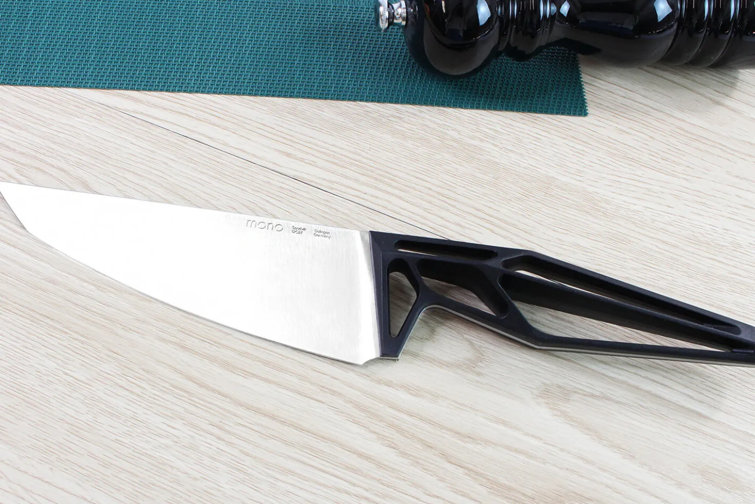 Couteau de chef Mono SK59 acier inoxydable Sandvik 17cm manche polyamide