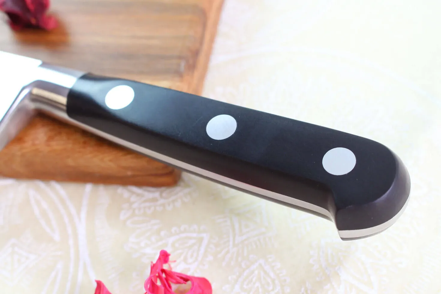 Couteau de chef Sabatier Éléphant Idéal Forgé 20cm manche nylon noir