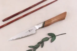 Couteau d'office 9cm Ryda Knives A-30 San Maï et manche en noyer