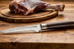 Couteau à désosser 15cm Fukito Ébène Damas martelé