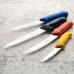 Couteau à désosser pro Giesser lame recourbée 15cm alvéolée 2535