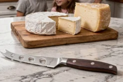 Couteau à fromage 13cm Guillaume Leonard Cuistot en acier inoxydable et bois de santal rouge