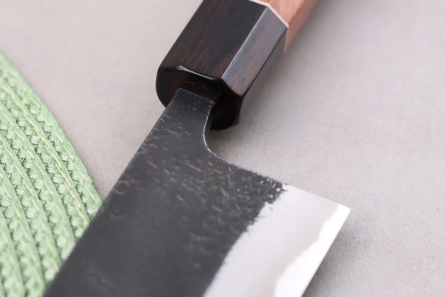 Couteau gyuto 21cm japonais artisanal Masashi Yamamoto BS1 Black Nashiji