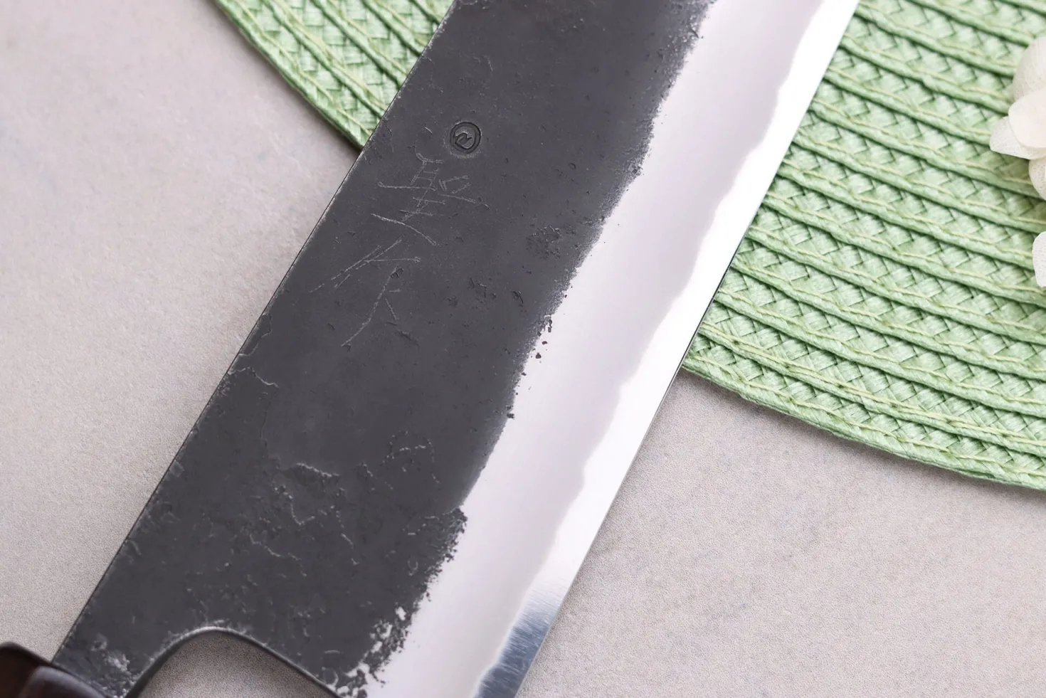 Couteau gyuto 21cm japonais artisanal Masashi Yamamoto BS1 Black Nashiji