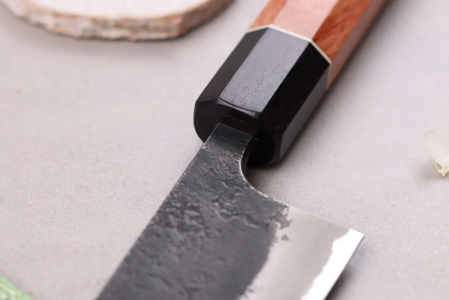 Couteau gyuto 15cm japonais artisanal Masashi Yamamoto BS1 Black Nashiji