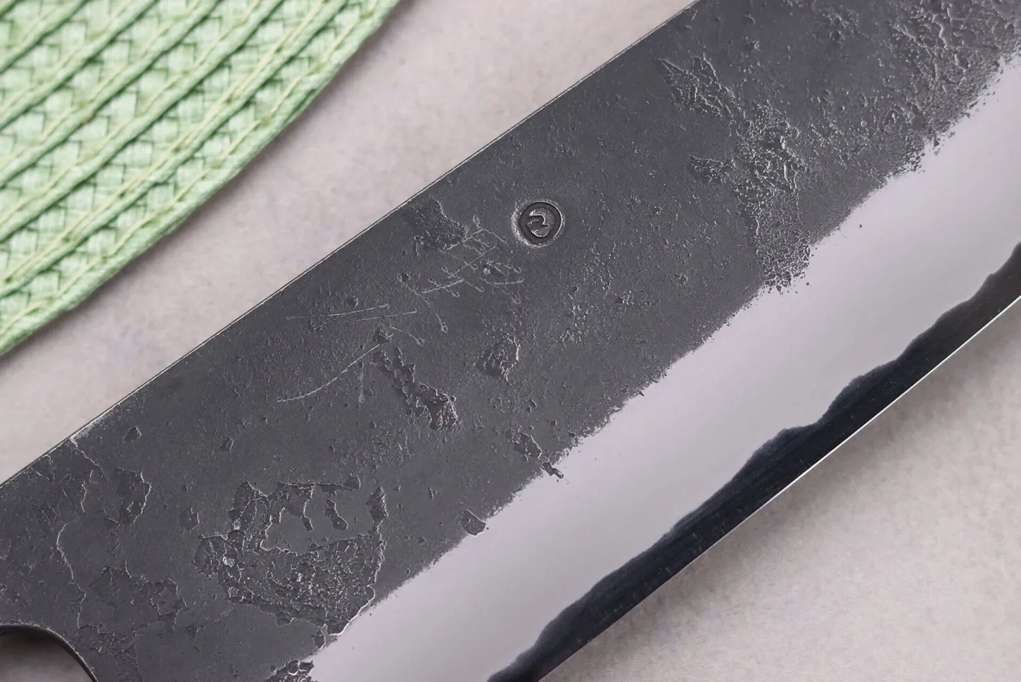 Couteau gyuto 18cm japonais artisanal Masashi Yamamoto BS1 Black Nashiji
