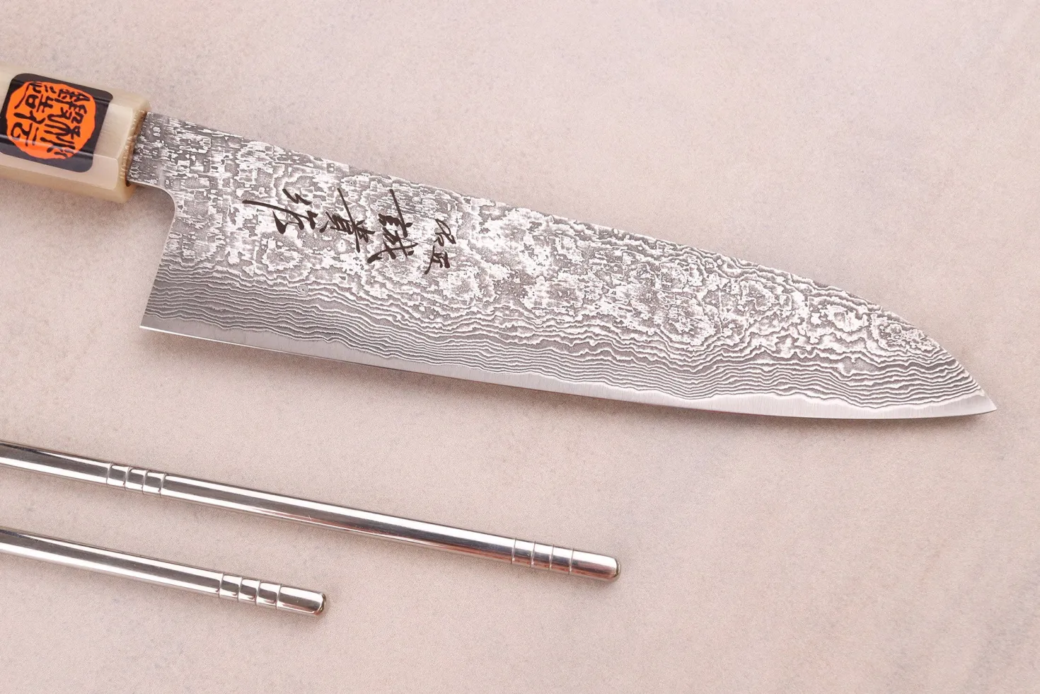 Couteau gyuto 18cm japonais artisanal Tanaka Shigeki SG2 Kurozome Damas ébène
