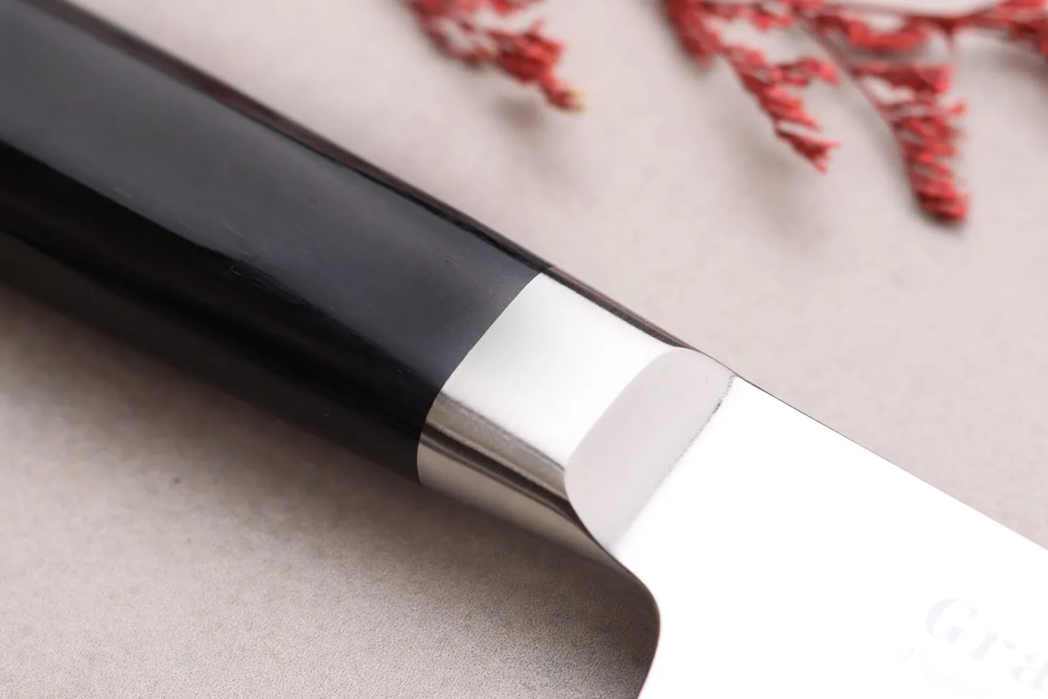 Couteau kengata santoku 16cm japonais Sakai Takayuki Grand Chef Seigaiha Damas 45 couches