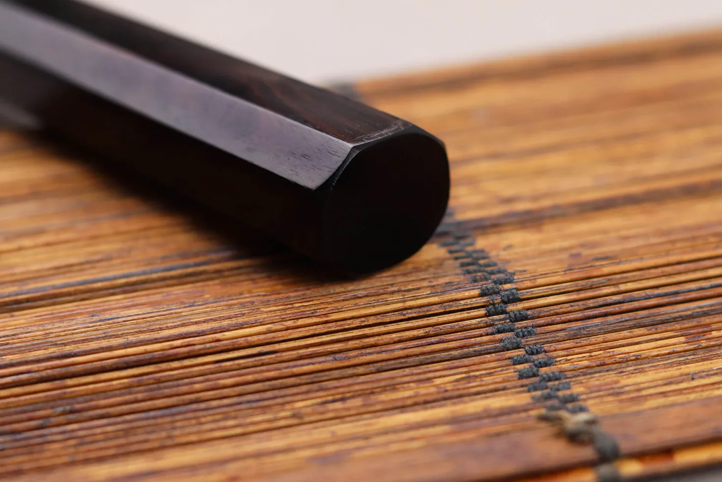 Couteau kiritsuke 21cm japonais artisanal Sukenari ZDP-189 San Maï manche en ébène