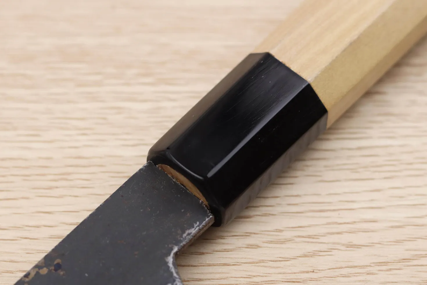 Couteau kiritsuke 21cm japonais artisanal Sakai Kikumori Kikuzuki Kuro