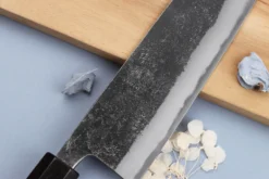 Couteau kiritsuke 24cm japonais artisanal Yuzo Black Nashiji