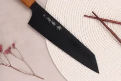 Couteau kiritsuke 19cm japonais Sakai Takayuki Kurokage VG10 manche en chêne brûlé