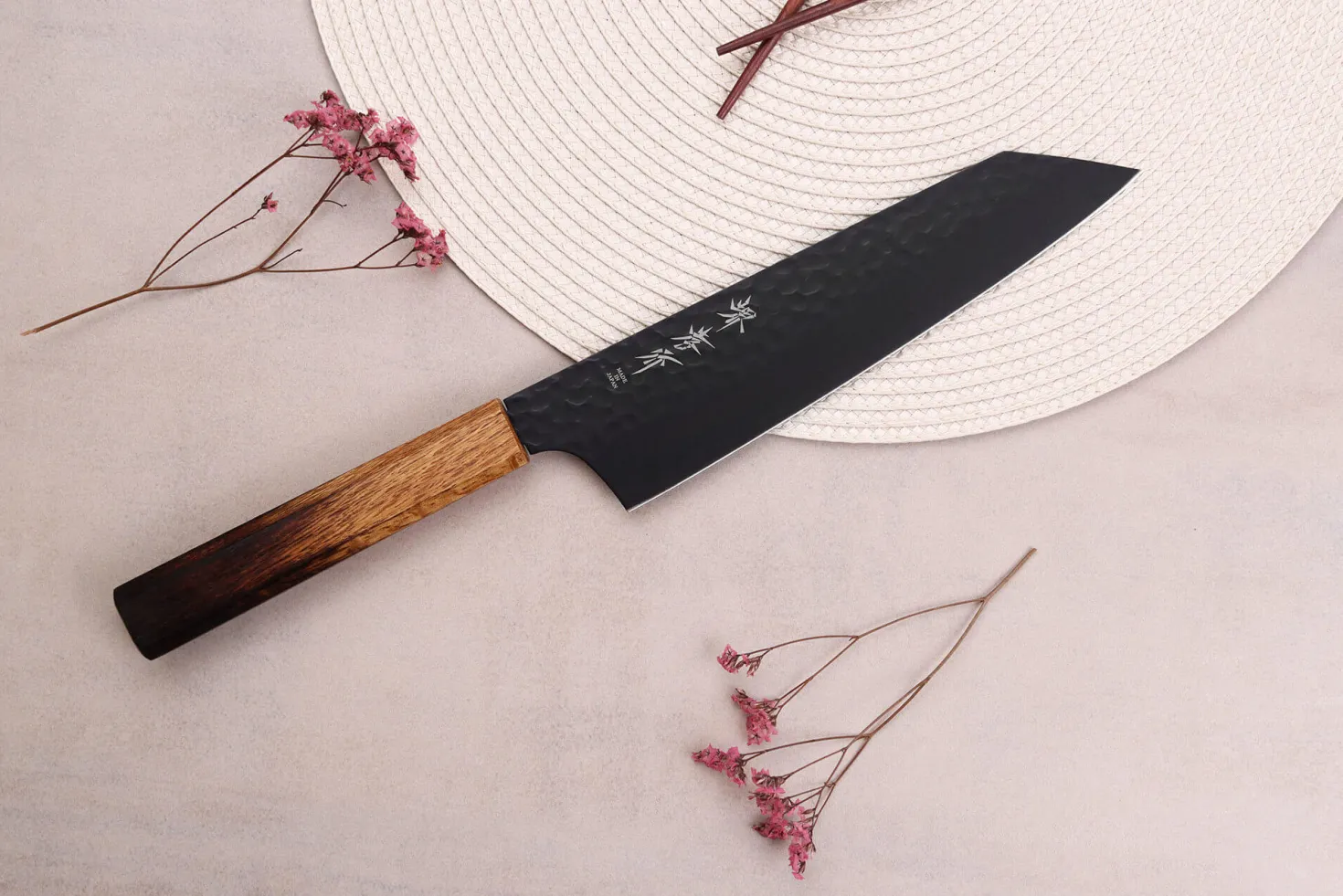 Couteau kiritsuke 19cm japonais Sakai Takayuki Kurokage VG10 manche en chêne brûlé