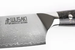 Couteau kiritsuke Wusaki Sakin Damas 10Cr 20cm manche en fibre de carbone et feuille d'or