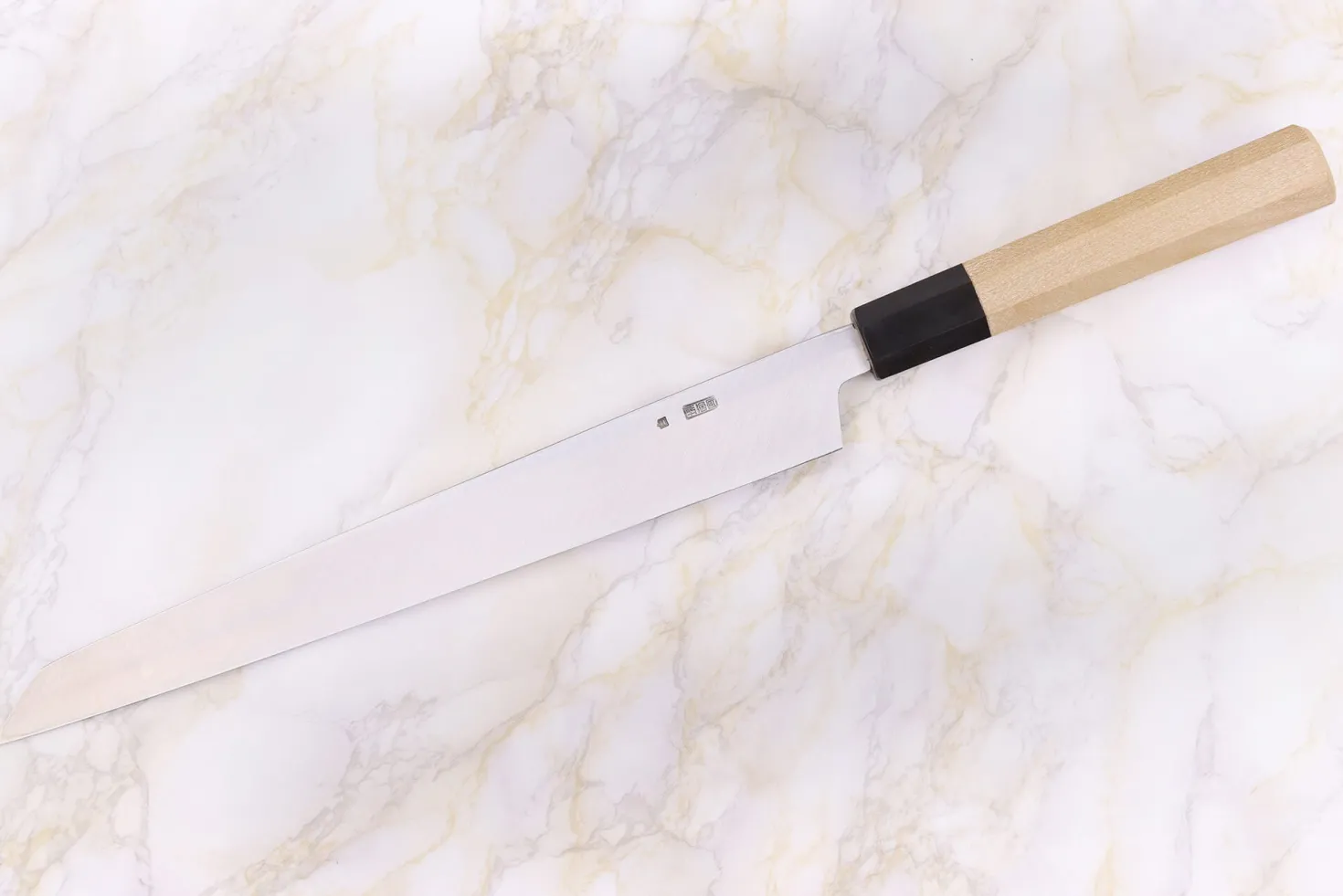 Couteau kiritsuke yanagiba 27cm japonais artisanal Sakai Kikumori Kikuzuki Rin