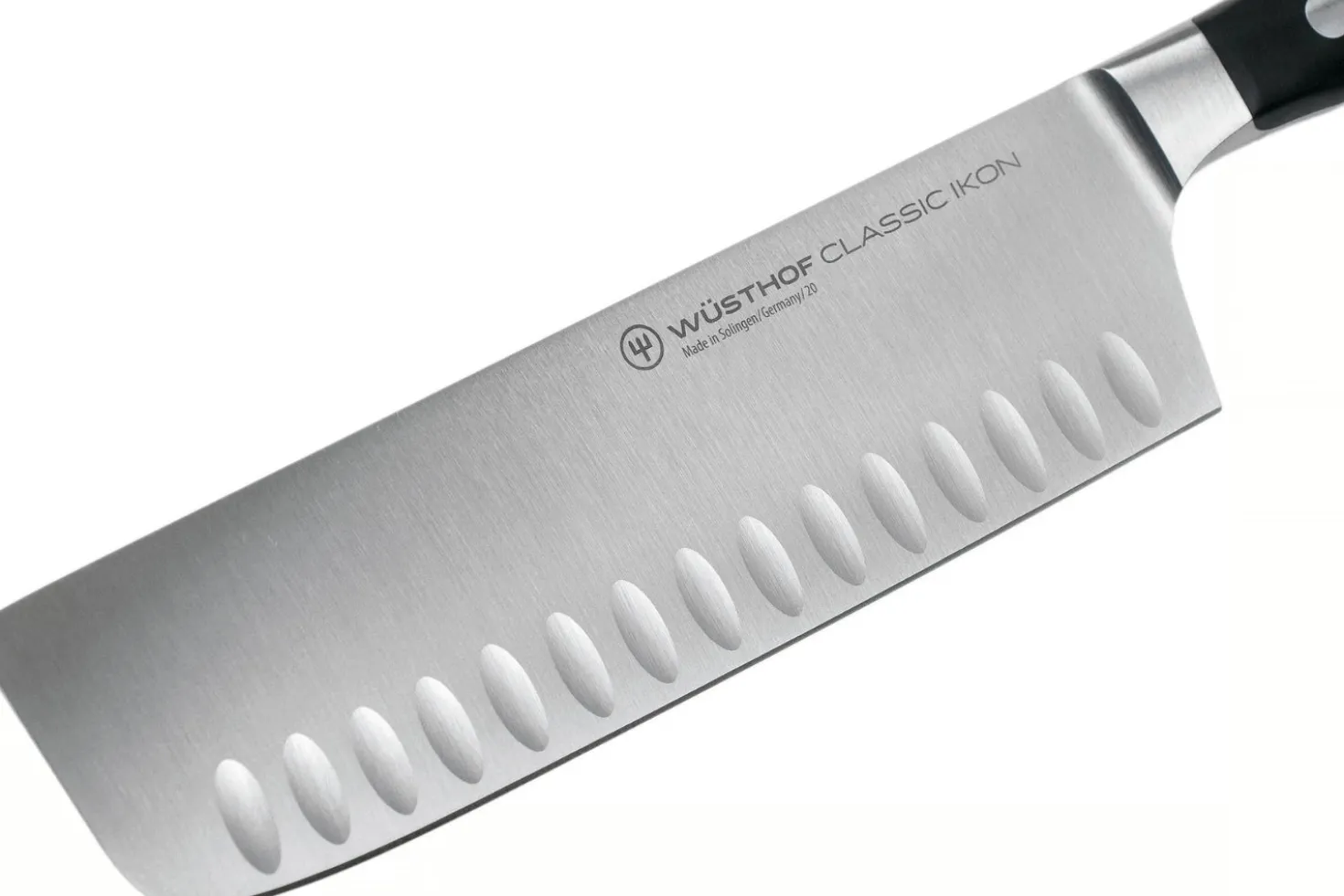 Couteau nakiri Classic Ikon Wüsthof forgé lame alvéolée 17cm