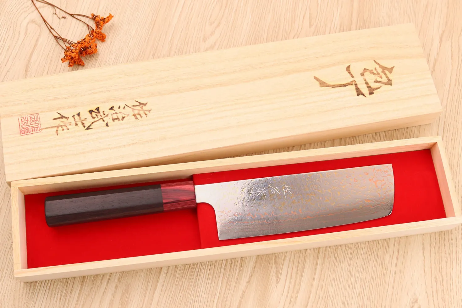 Couteau nakiri 16,5cm japonais artisanal Takeshi Saji VG10 Rainbow