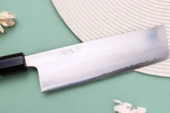 Couteau nakiri 16,5cm japonais artisanal Toshihiro Wakui Shirogami 2 San Maï poli