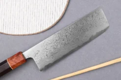 Couteau nakiri 16,5cm japonais artisanal Toshihiro Wakui Aogami 2 damas laminé