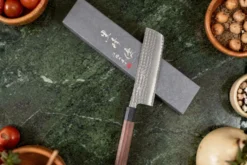 Couteau nakiri 16,5cm japonais artisanal Yu Kurosaki Kokusen AS martelé