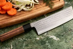 Couteau nakiri 16,5cm japonais artisanal Yu Kurosaki Kokusen AS martelé