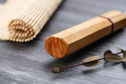 Couteau nakiri 16,5cm japonais artisanal Yuzo SLD olivier et sequoia