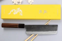 Couteau nakiri 16,5cm japonais artisanal Yuzo Black Nashiji