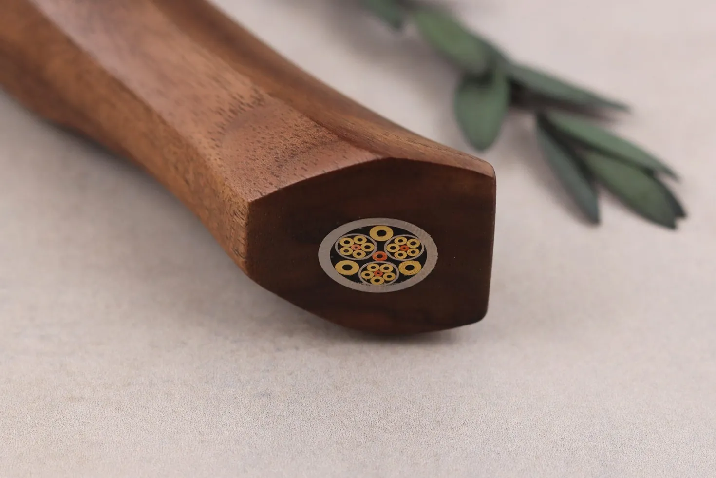 Couteau nakiri 18cm Ryda Knives A-30 San Maï et manche en noyer