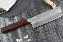 Couteau nakiri japonais artisanal Yoshimi Kato Minamo SG2 Tsuchime 16cm