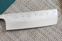 Couteau nakiri japonais artisanal martelé Yu Kurosaki Shizuku 16.5cm acier SG2