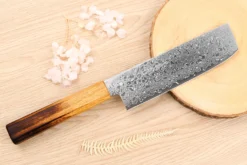 Couteau nakiri japonais artisanal Yoshihiro ZAD lame damassée 16cm