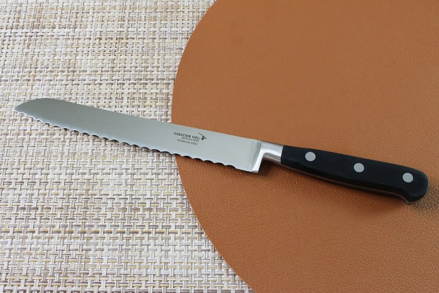 Couteau à pain Idéal Sabatier DEG lame 20cm