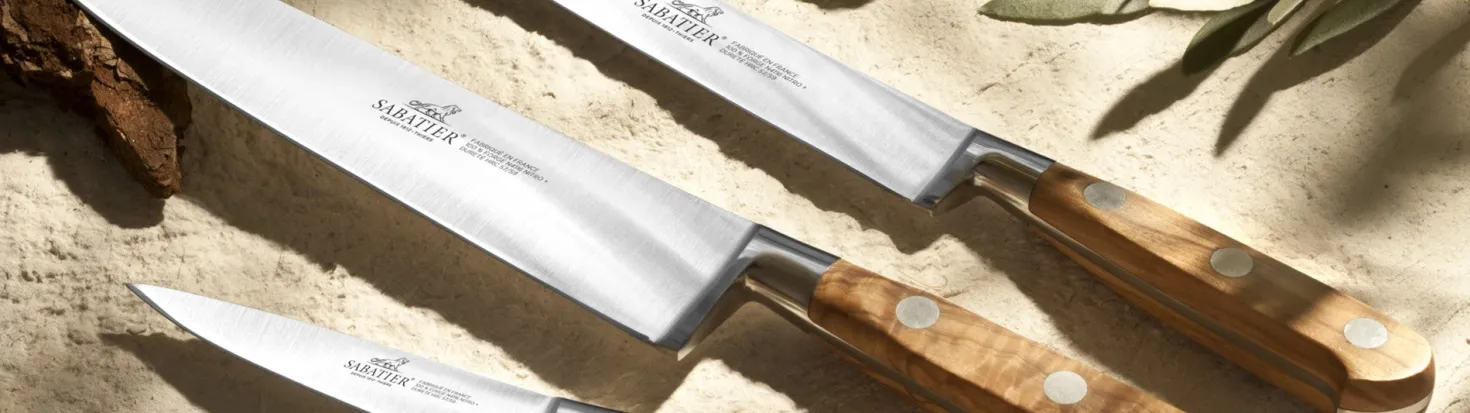Couteau à pain SABATIER Provençao 100% forgé 20cm en olivier